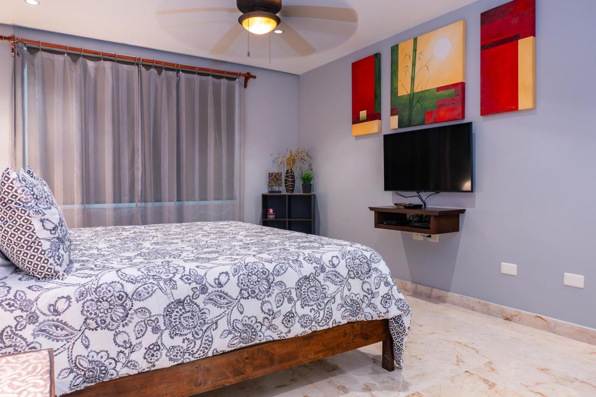 Apartment Elements 112 *